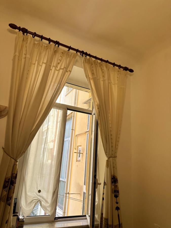 Alloggio In Centro Ben Servito Savona Zewnętrze zdjęcie